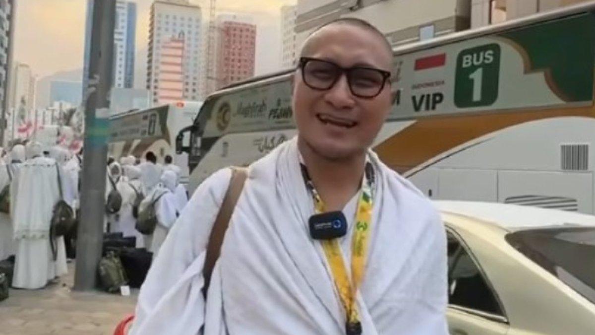 Arie Untung tampil botak