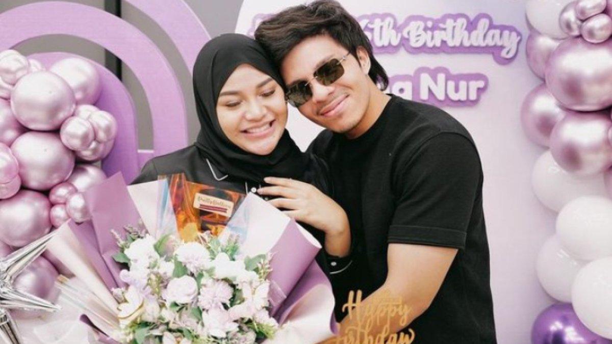 Istri Atta Halilintar mengaku menjadi korban bully hingga mempengaruhi kesehatan mentalnya.