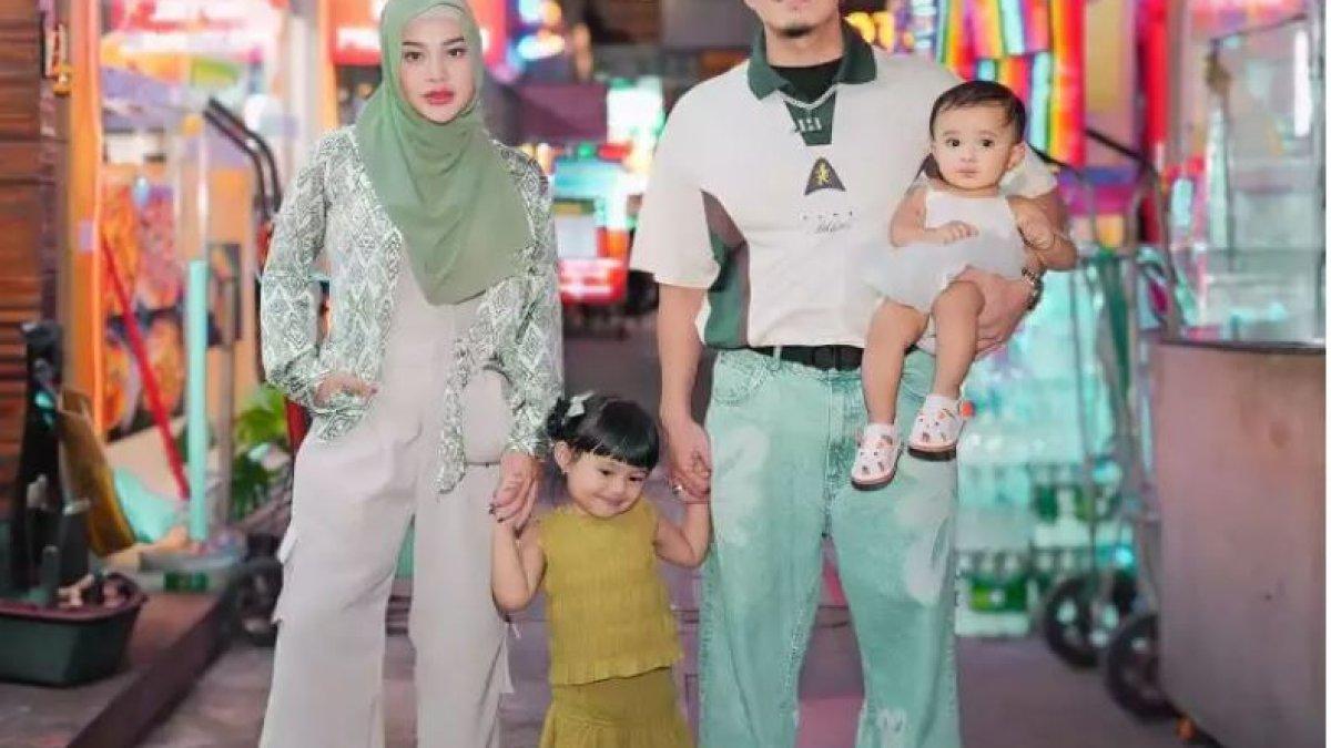 Aurel Hermansyah saat ini tengah berlibur ke Bangkok