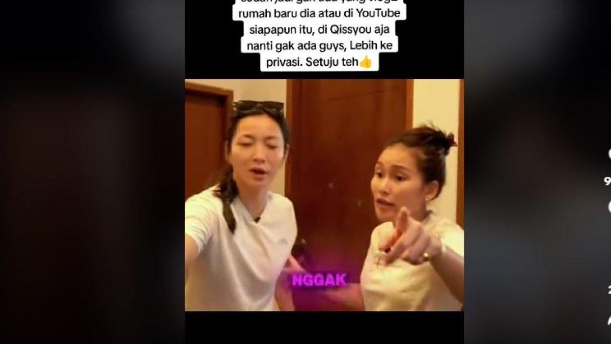 Ayu ternyata membolehkan Hesti main ke rumah barunya itu. Namun, Ayu meminta Hesti tak membuatnya konten