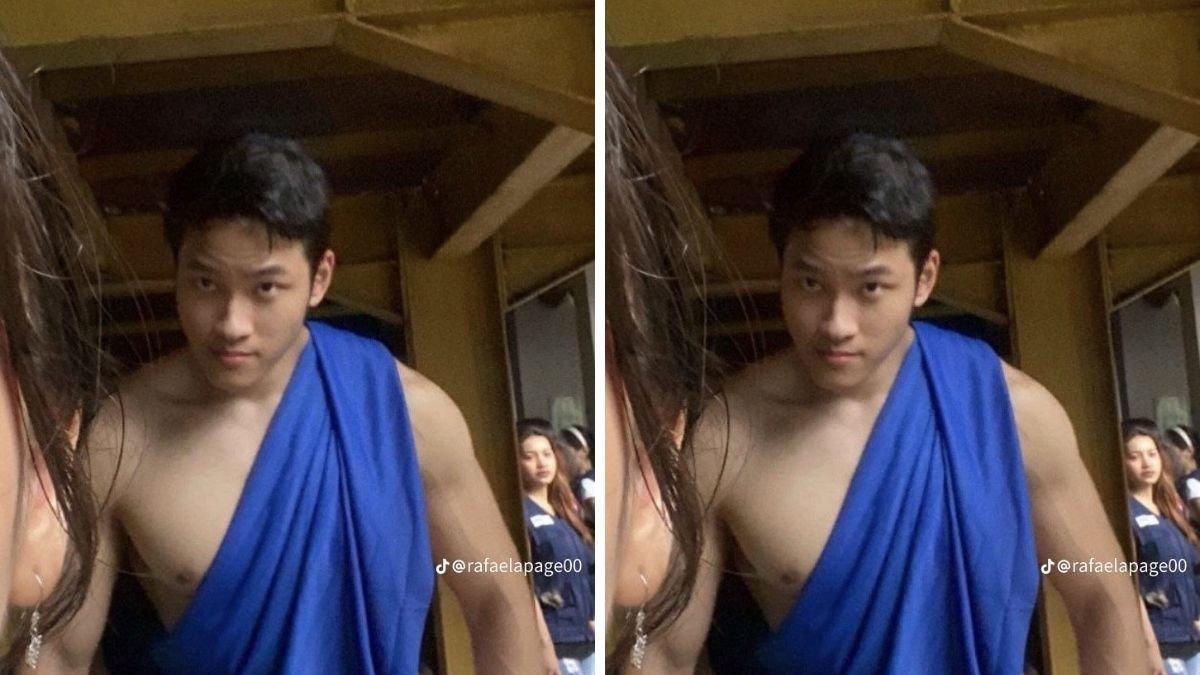 Azka cosplay menjadi Poseidon