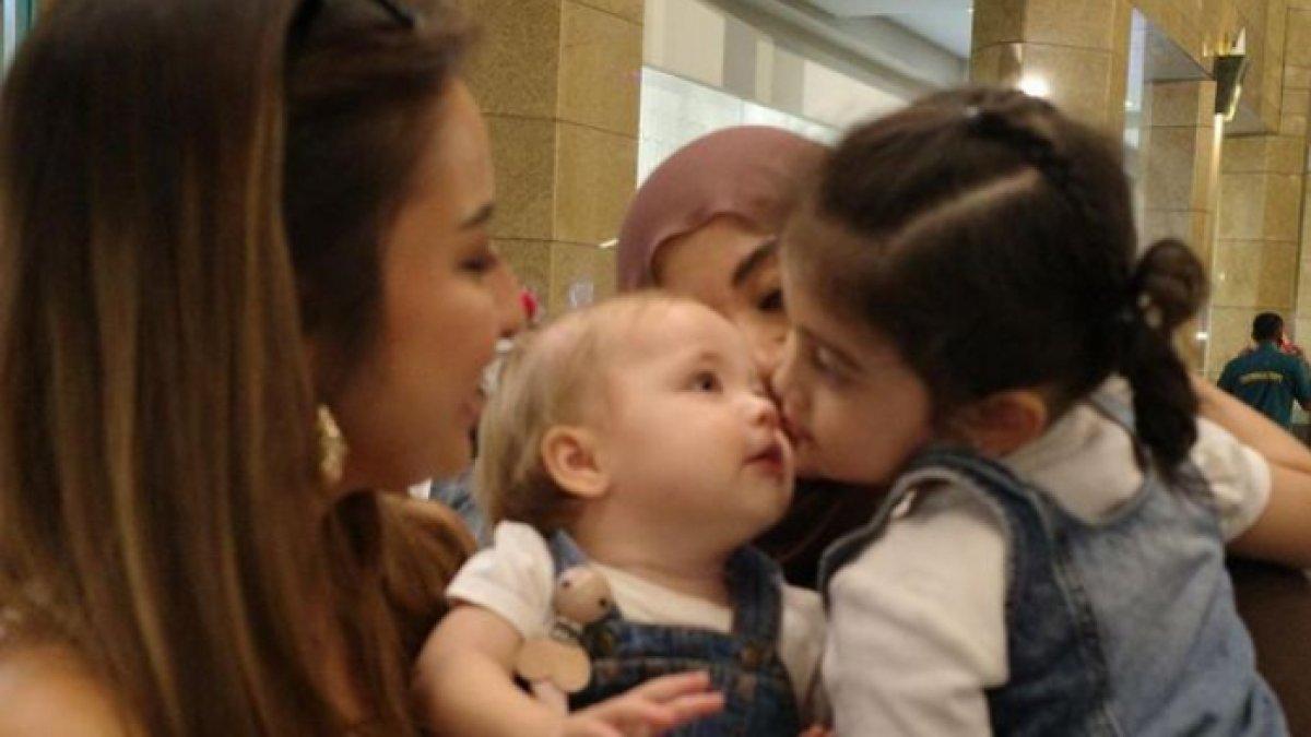 Baby Kamari dan Guzel playdate bareng