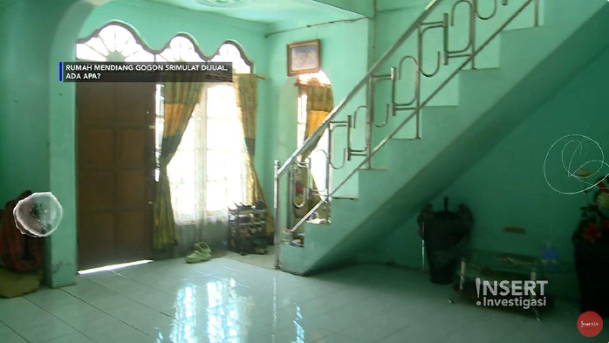 Bagian dalam rumah Gogon