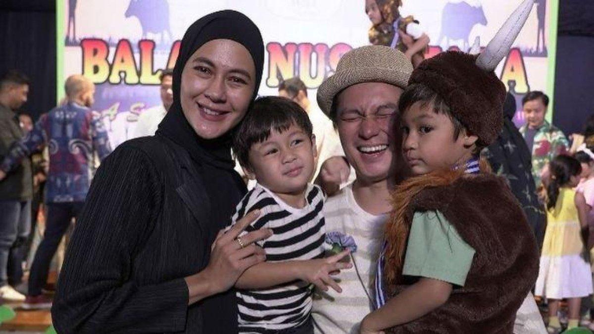 Baim Wong dan Paula Verhoeven memamerkan