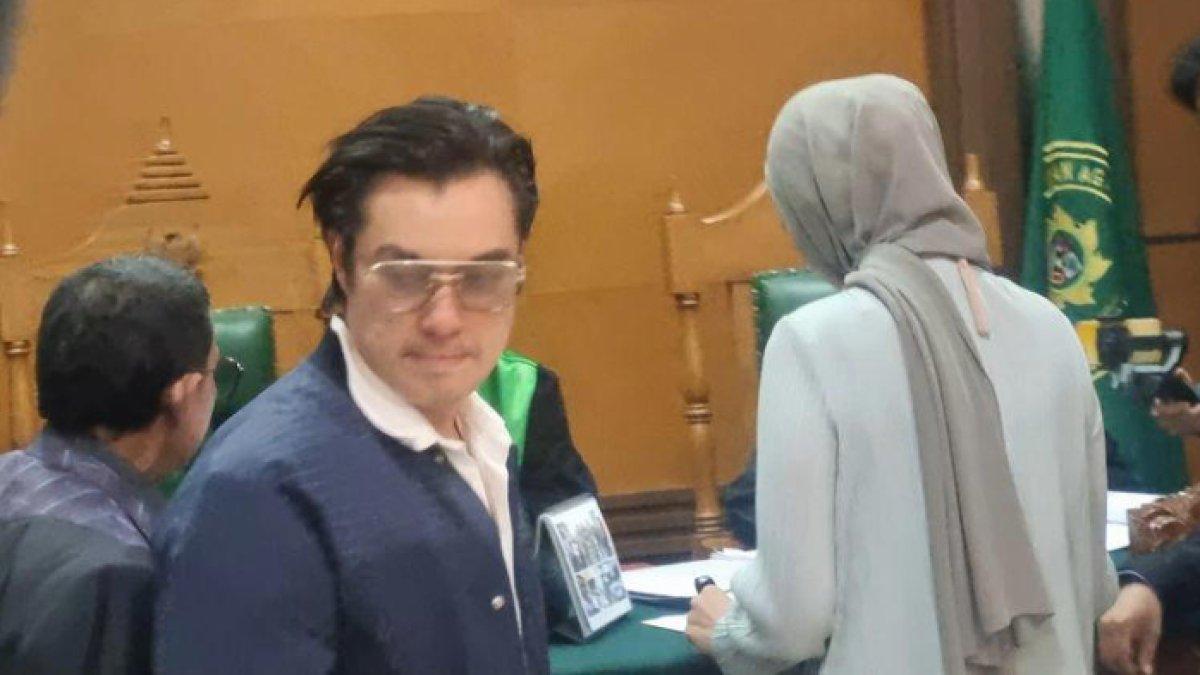 Baim Wong dan Paula Verhoeven tak saling tegur sapa saat sidang.