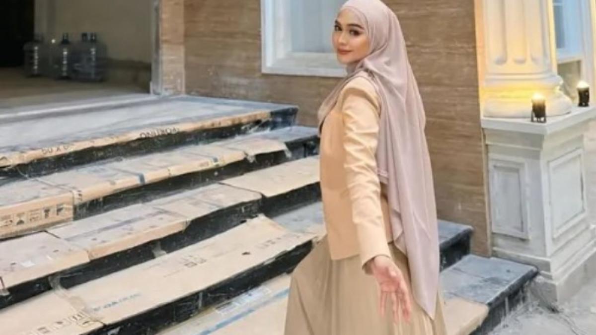 TOP SELEBGRAM DI TIKTOK - Sudah lama dikenal sebagai YouTuber dan selebgram ternama, Ria Ricis juga merambah TikTok dengan sangat sukses.