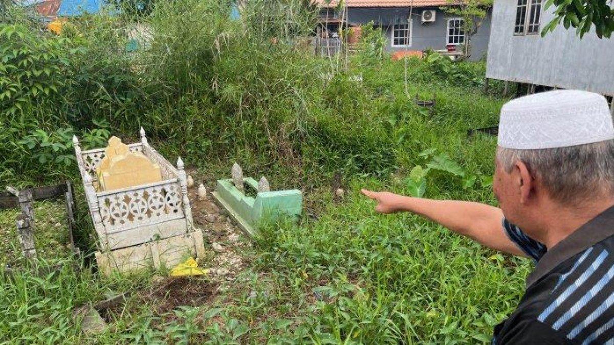 Bayi meninggal dunia usai lahir kepalanya tertinggal di perut.