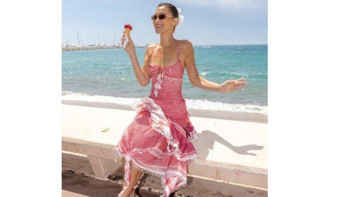 Bella Hadid Tunjukkan Solidaritas