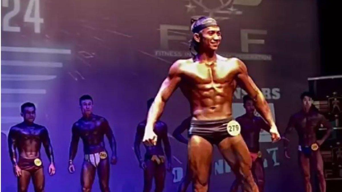 Beruntung medali emas itu berhasil dibawa pulang Rizki dan Ridho.