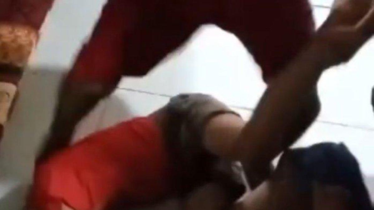 Bocah 8 tahun berinisial M, rdaniaya temannya R (10) karena tak terima kala main PS.