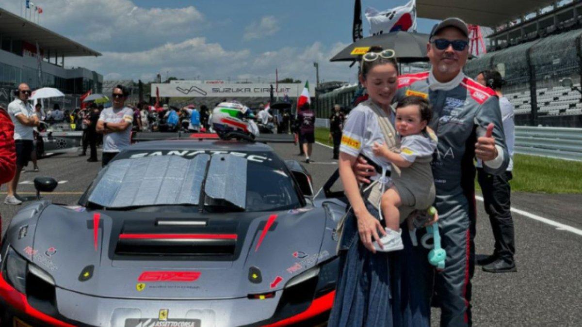 Brielle saat nonton sang ayah balapan