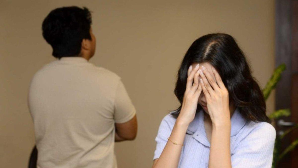 Ilustrasi gadis 18 tahun serahkan keperawanannya kepada gurunya yang sudah memiliki 3 anak