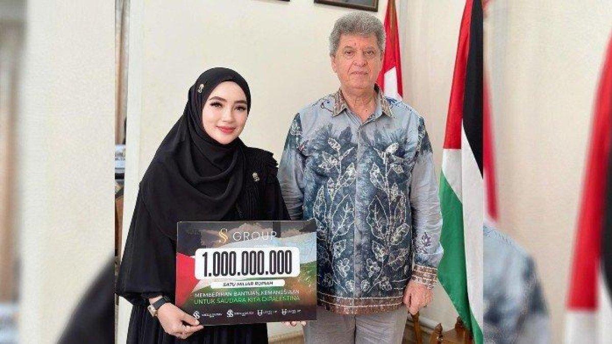 Crazy Rich Aceh, Shella Saukia donasikan uang 1 M untuk rakyat Palestina