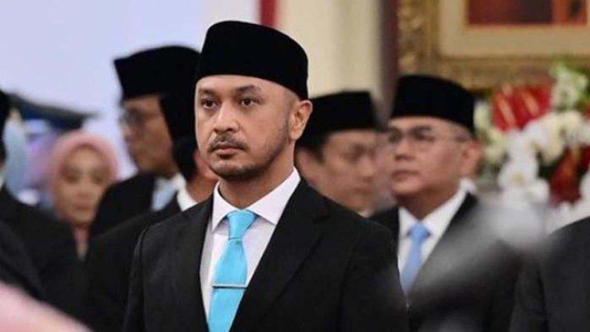 ARTIS JADI KOMISARIS BUMN - Mantan vokalis band Nidji ini kini menjabat sebagai Komisaris Independen PT Garuda Maintenance Facility Aero Asia Tbk (GMFI).