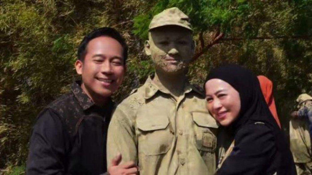 Denny Cagur dan Istri Nangis Bahagia Akhirnya Bertemu dengan Putranya.