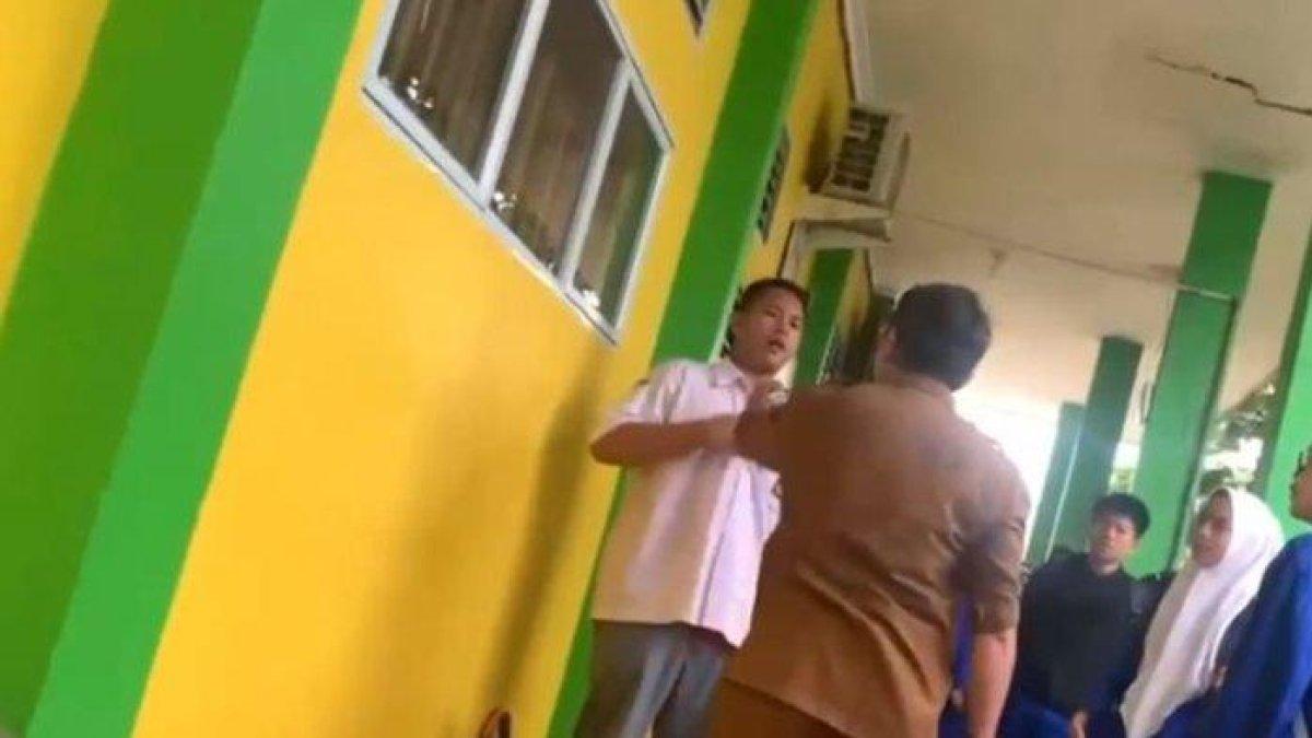 Detik-detik guru diduga tampar siswanya di Tanjungpinang