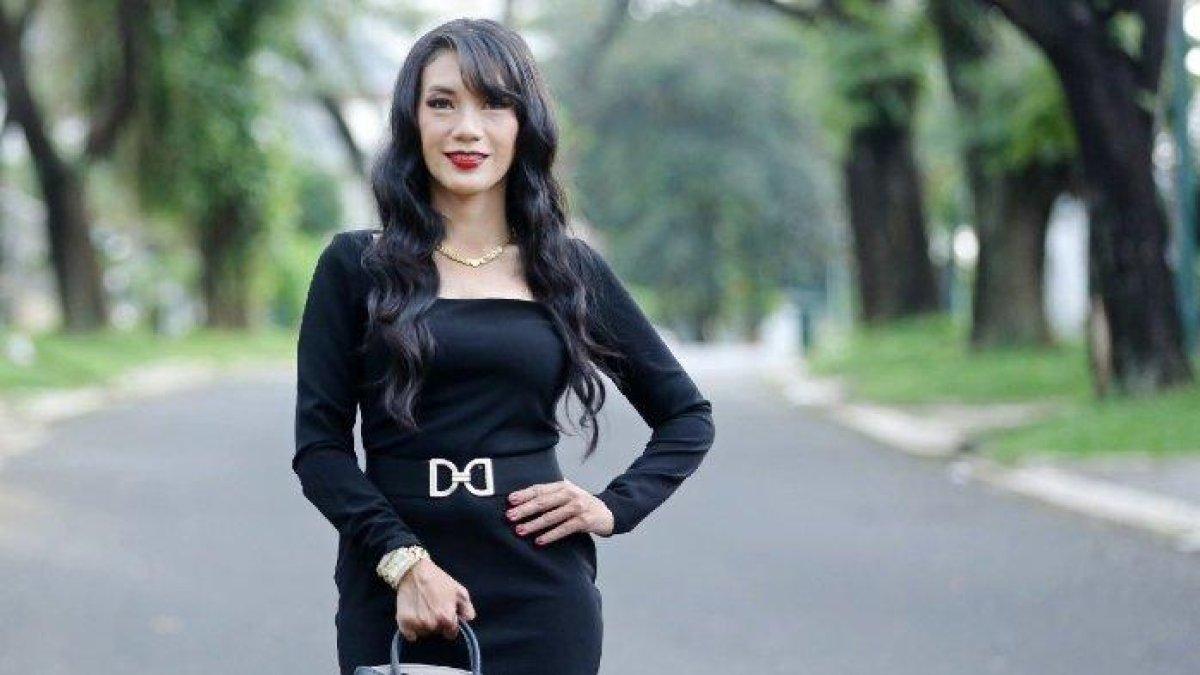 Deva Indah merupakan seorang hakim