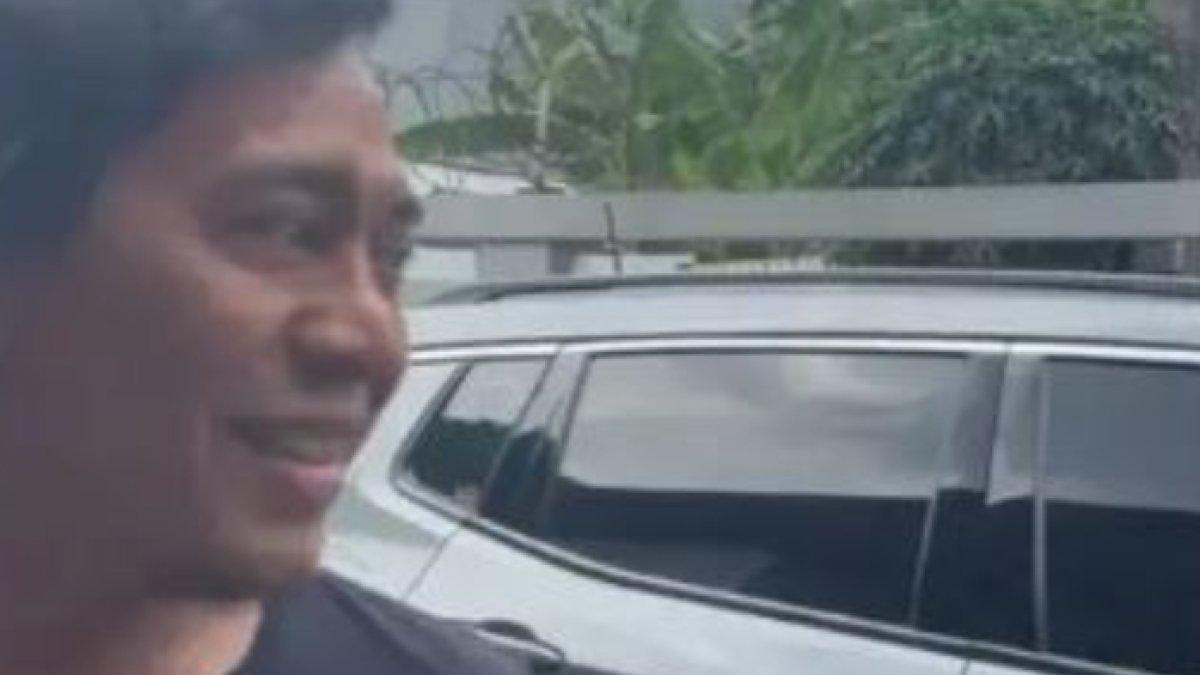 Diam-diam tajir, harga mobil Komeng fantastis