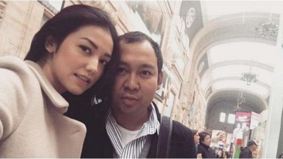 Didit sempat dikabarkan menjalin hubungan spesial dengan artis cantik Velove Vexia