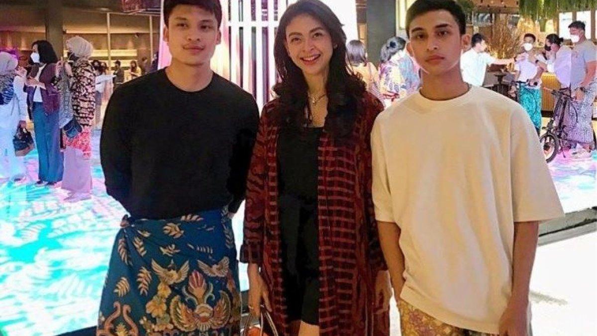 Diketahui anak laki-laki Indira Soediro
