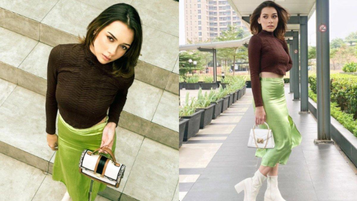 Dosma Hazenbosch dikaruniai wajah yang cantik.