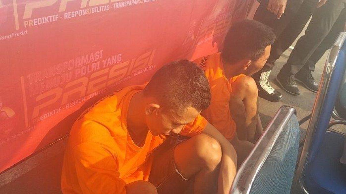 Dua dari empat pelaku pencurian spesialis rumsong di Depok diamankan polisi.