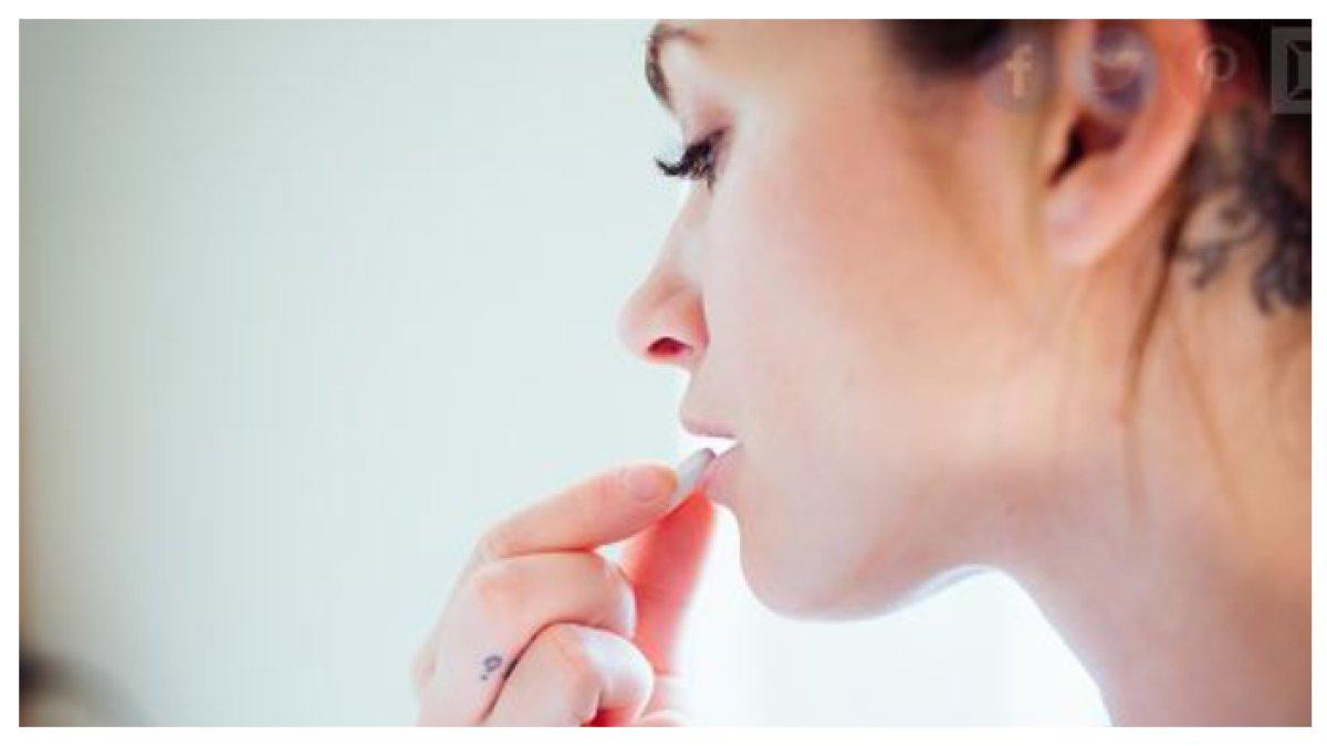 EFEKTIVITAS OBAT - Bayam juga sarat dengan vitamin K, yang sangat bagus untuk kesehatan tulang tetapi dapat mengganggu obat pengencer darah (seperti warfarin).