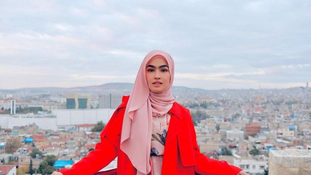 Elfira Loy sempat pacaran dengan Baim Wong