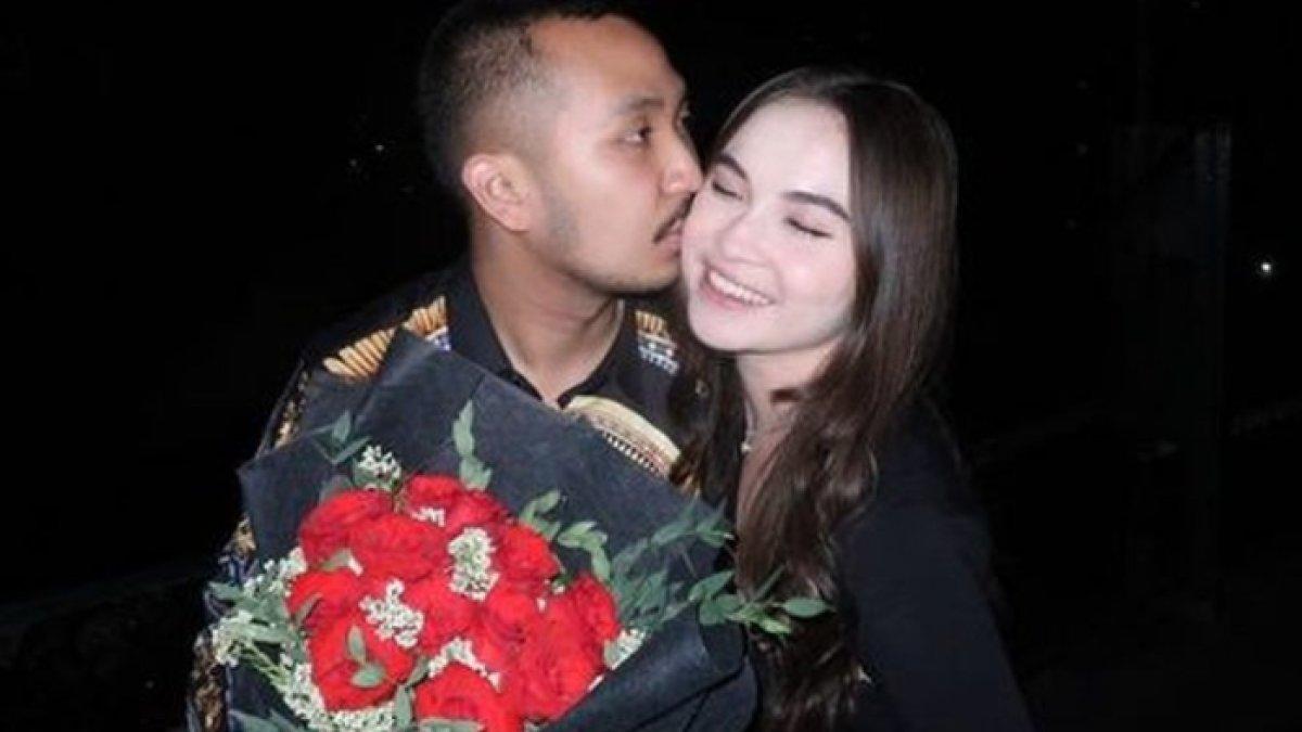 Elina Joerg dan Gusti Ega sempat viral gegara pacaran dikawal TNI