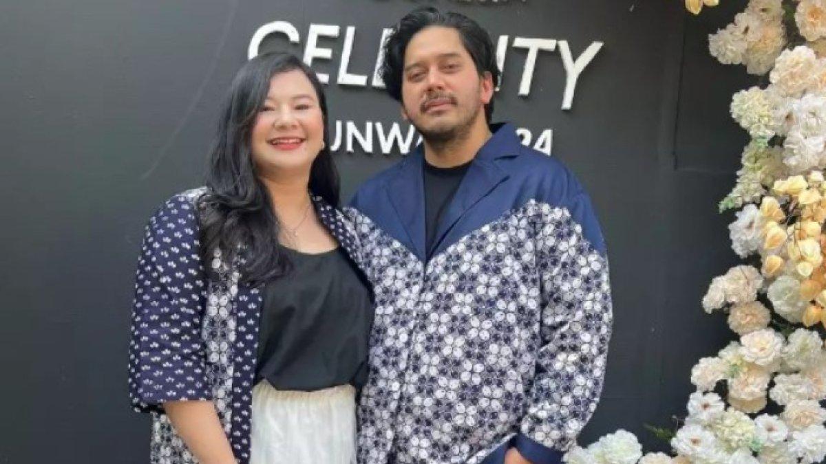 Eriska Rein menikah dengan Mithu Nisar pada 28 September 2014.