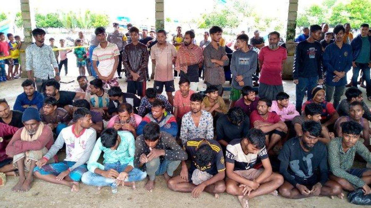 Etnis Rohingya di TPI Idi cut, tepatnya di Gampong Seneubok Baroh, Kecamatan Darul Aman, Kamis (14/12/2023).