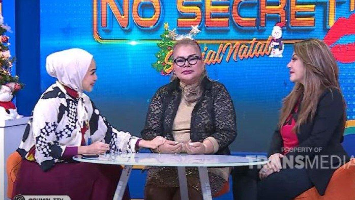 Eva Manurung akhirnya meminta maaf kepada sang anak, Febby Carol.