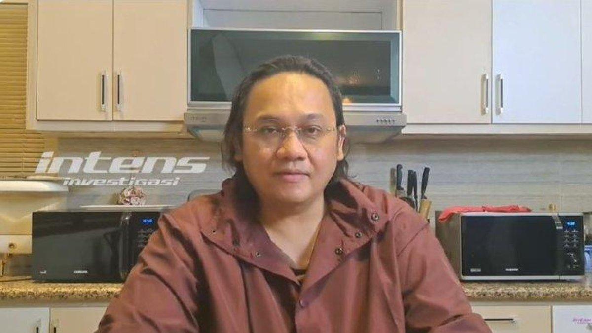 Farhat Abbas berencana laporkan Fuji ke polisi buntut konten parodi Agus Salim.