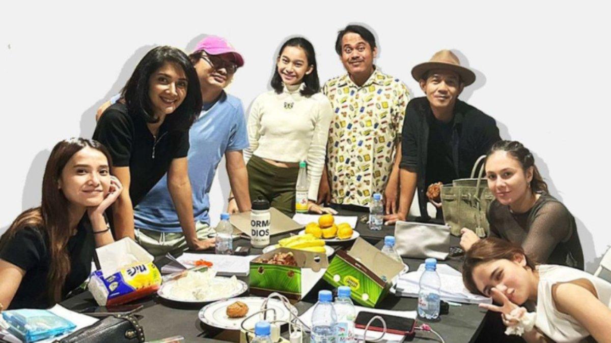 Film Norma: Antara Mertua dan Menantu, memperlihatkan betapa perselingkuhan dapat merusak kepercayaan yang ada di dalam sebuah keluarga