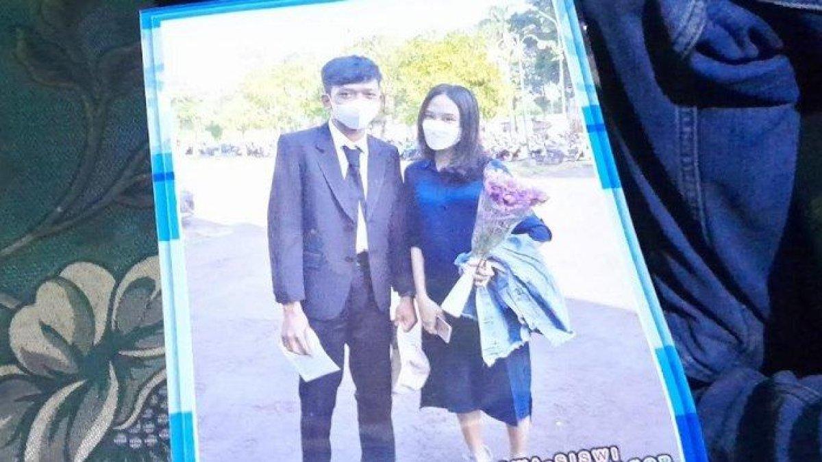 Foto Korban Fitria Wulandari saat Bersama Adiknya, Minggu (3/12/2023).