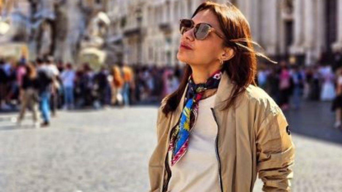 Gaya Najwa Shihab Modis Bak Anak Muda