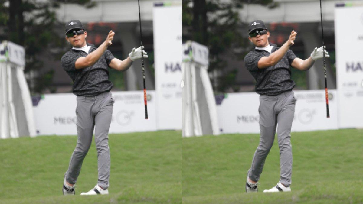 Gaya Saaih Halilintar ketika bermain golf (4)