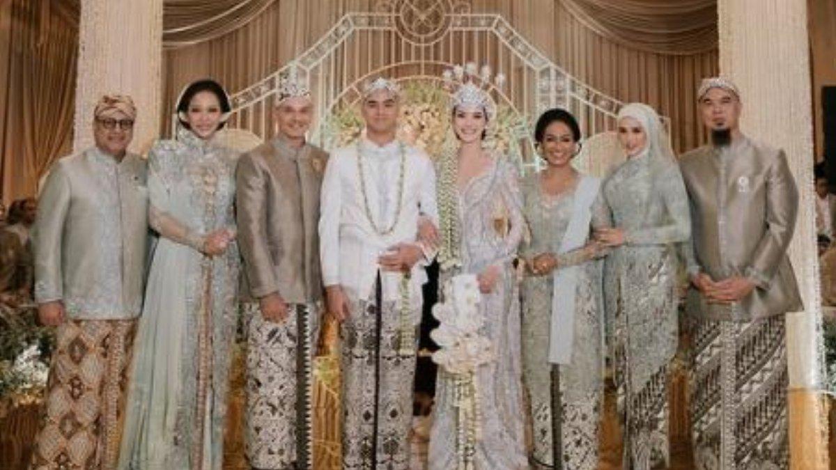 NGUNDUH MANTU AL GHAZALI - Gelontorkan dana seharga Roll Royce, Ahmad Dhani ungkap detail ngunduh mantu Al Ghazali: ada reog.