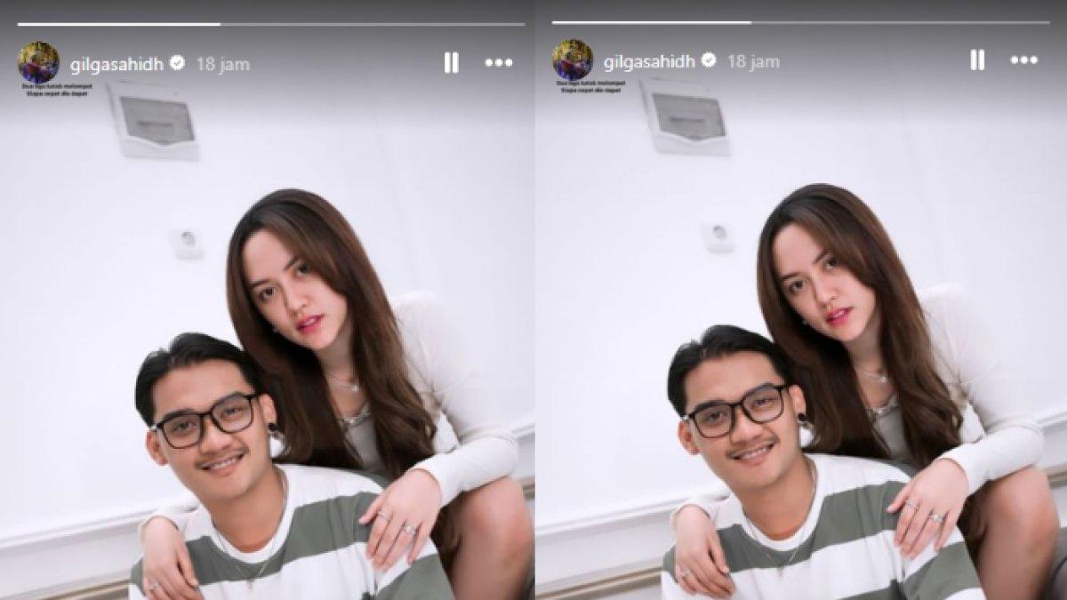 Gilga mengunggah foto mesra bersama Happy.