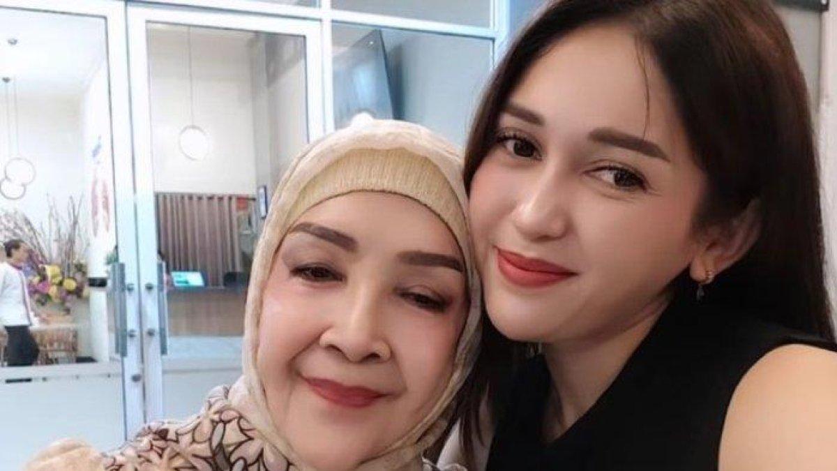Givri Taj, pedangdut kini lengket dengan Ferry Irawan