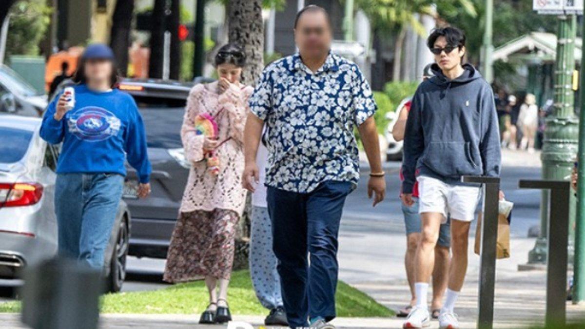 Han So Hee terlihat tampil santai