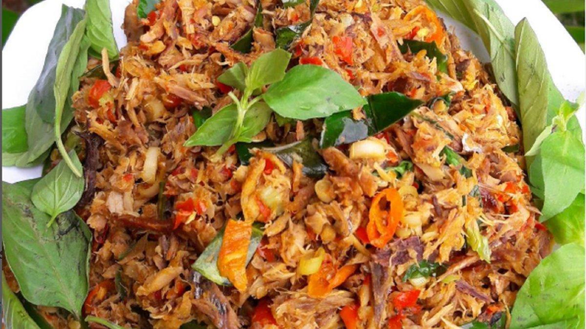 Inilah cara mudah memasak Ikan Cakalang, makanan khas Manado, Sulawesi Utara, kuncinya diamkan 20 menit, lumuri ayam dengan jeruk nipis dan garam