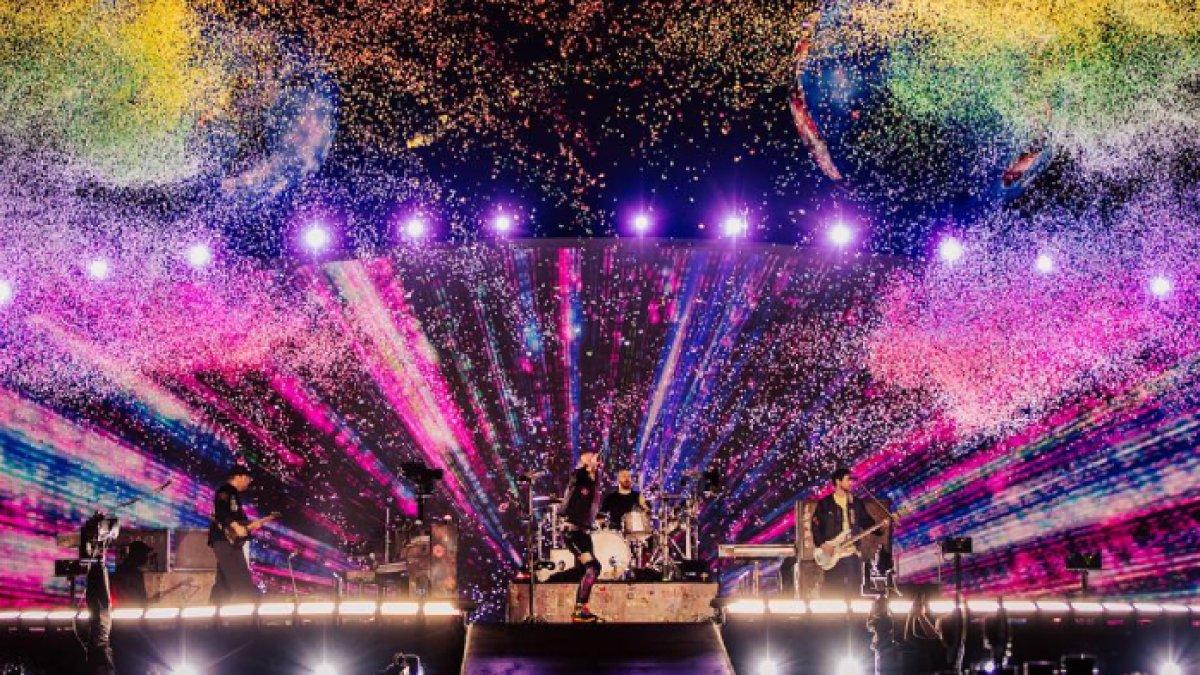 Ilustrasi konser Coldplay