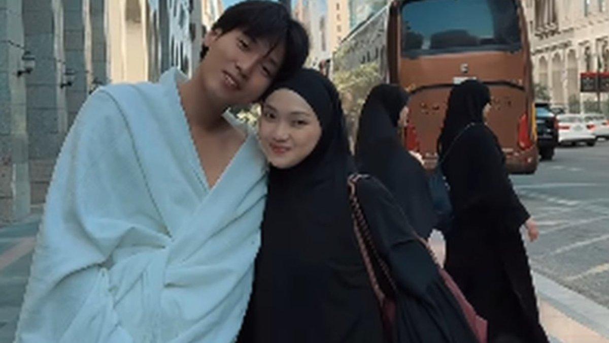 Influencer Dae Hoon juga jalani umrah