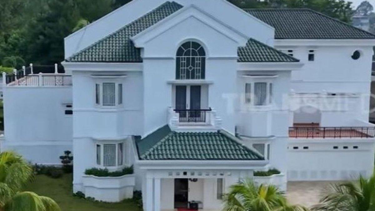 Inggrid Kansil tinggal di hunian mewah bak istana