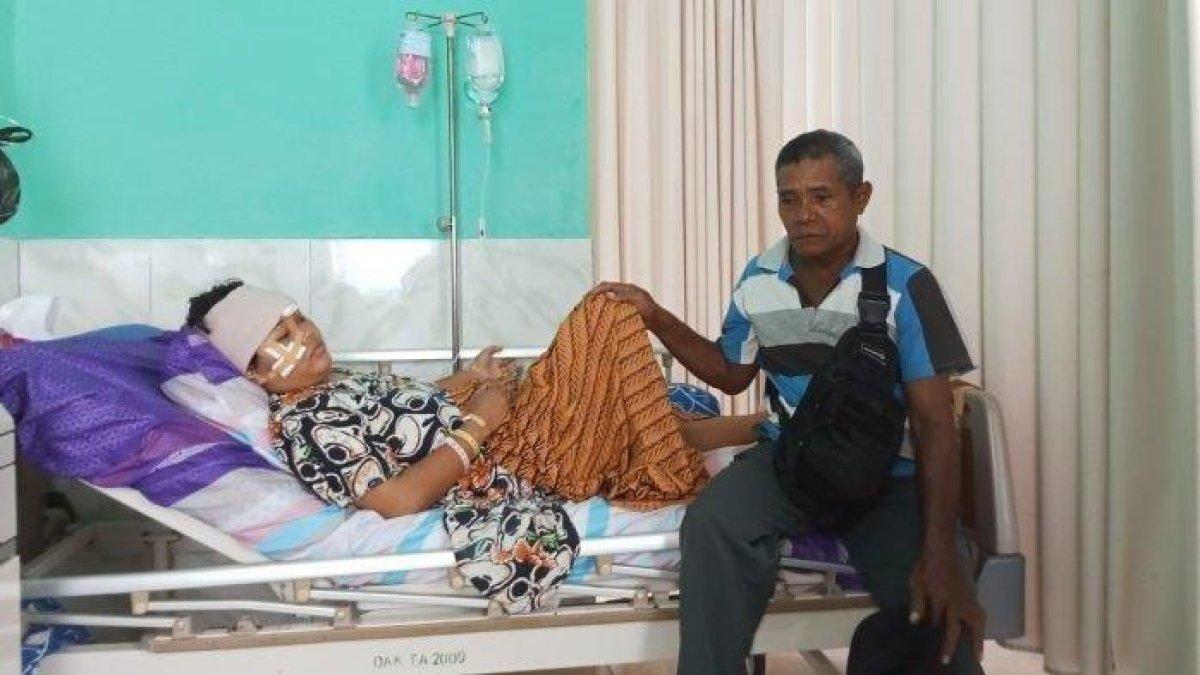 Istri SMY, SA yang mendapat perawatan medis di Ruang Bedah RSUD Tidore