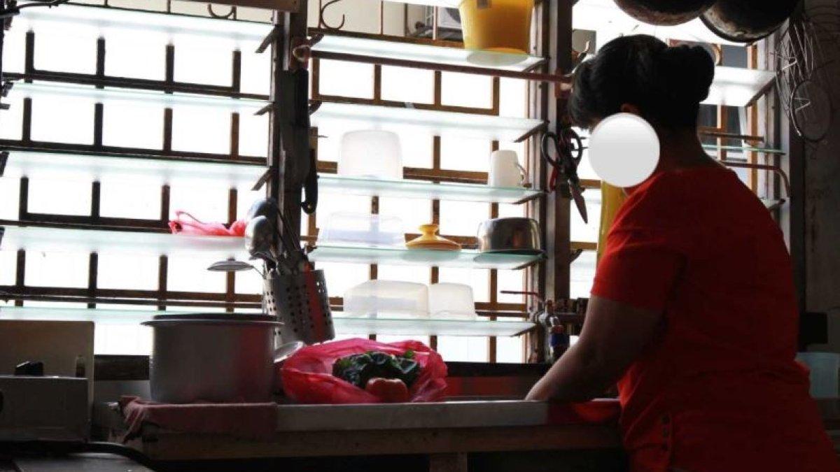 Istrinya sangat malas mengurus tugas pokok rumah tangga