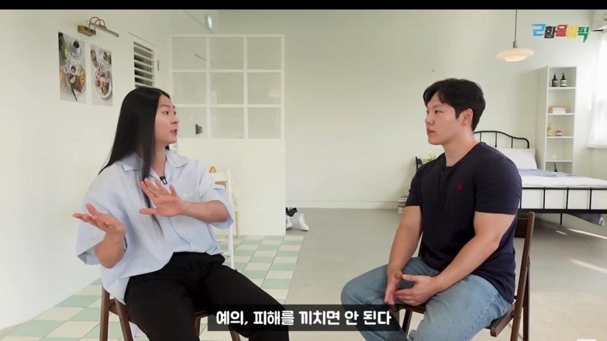 Jang Moon Bok saat jadi bintang tamu di acara YouTube TAEK and JOON.