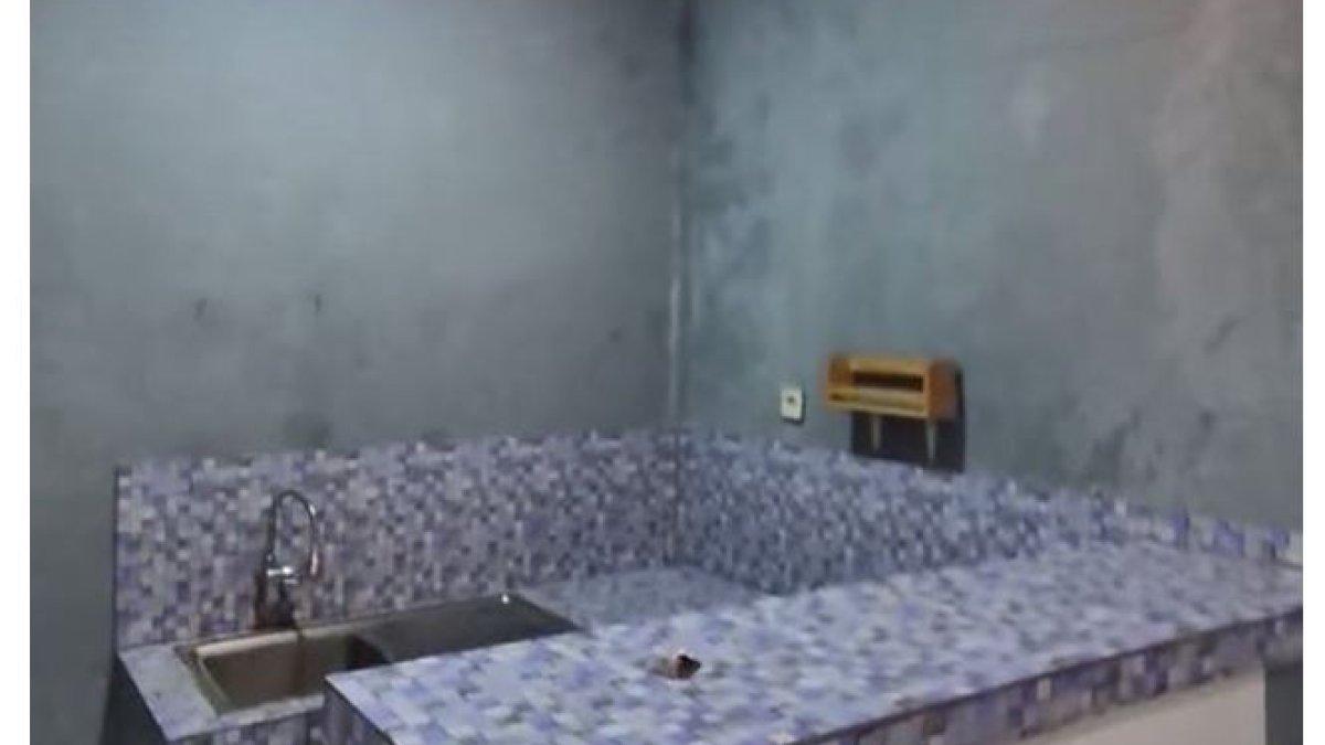 Jika sebelumnya Talitha tinggal di dapur yang sederhana, kini hunian barunya memiliki dapur yang lebih luas.