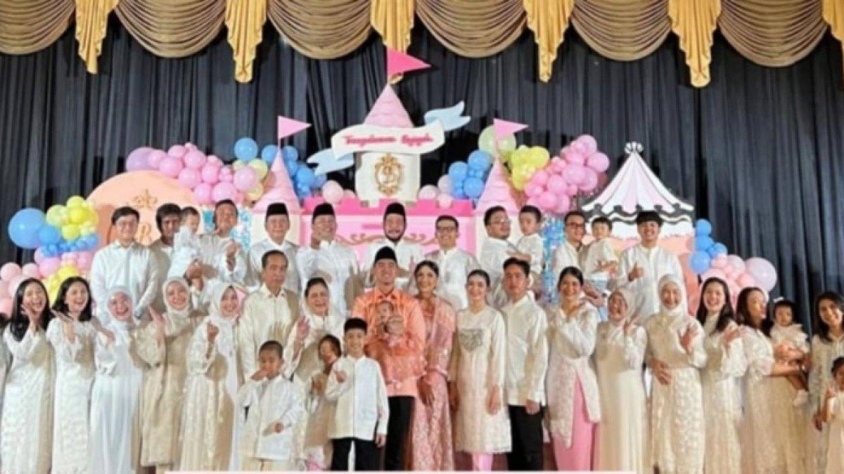 Jokowi hingga Gibran Rakabuming hadir di acara akikah anak Erina Gudono dan Kaesang Pangarep.